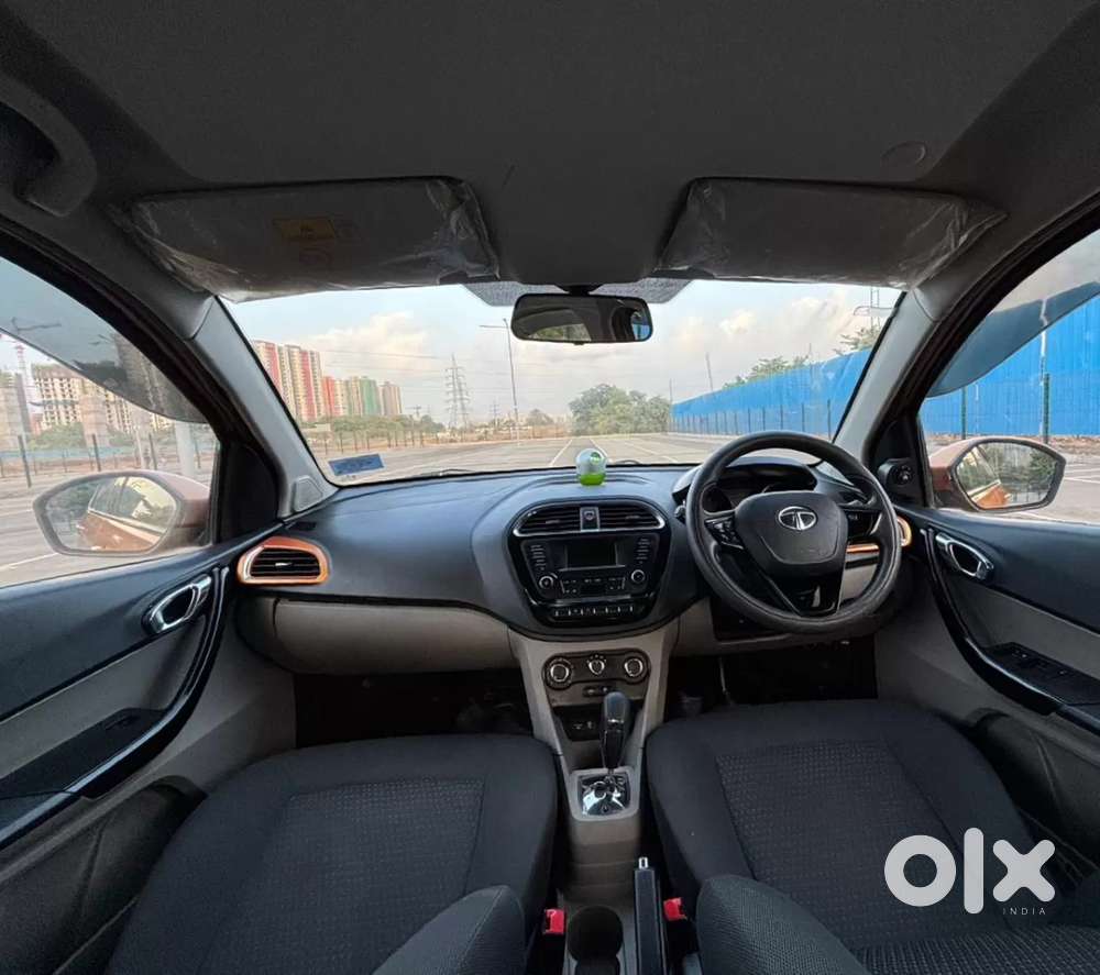 Tata Tiago Xza, 2018, Petrol