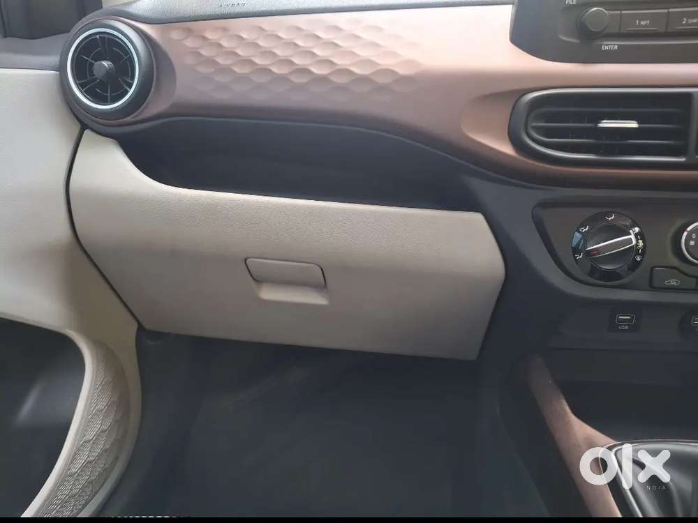 2023 Aura Cng Company Fitted First Owner Driven 32000 Kms For 7,99,000