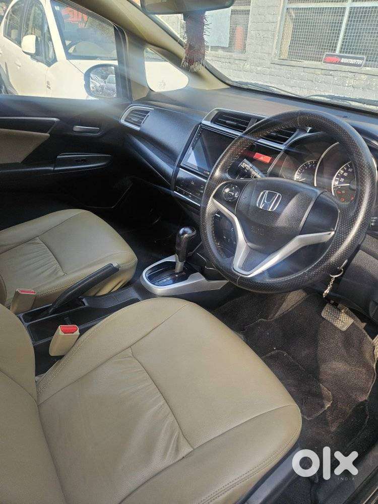 Honda Jazz V Cvt, 2015, Petrol