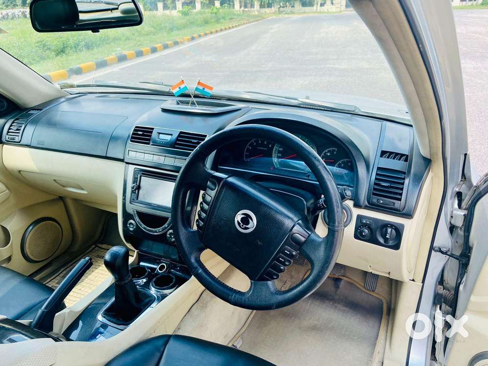 Mahindra Rexton, 2013, Diesel
