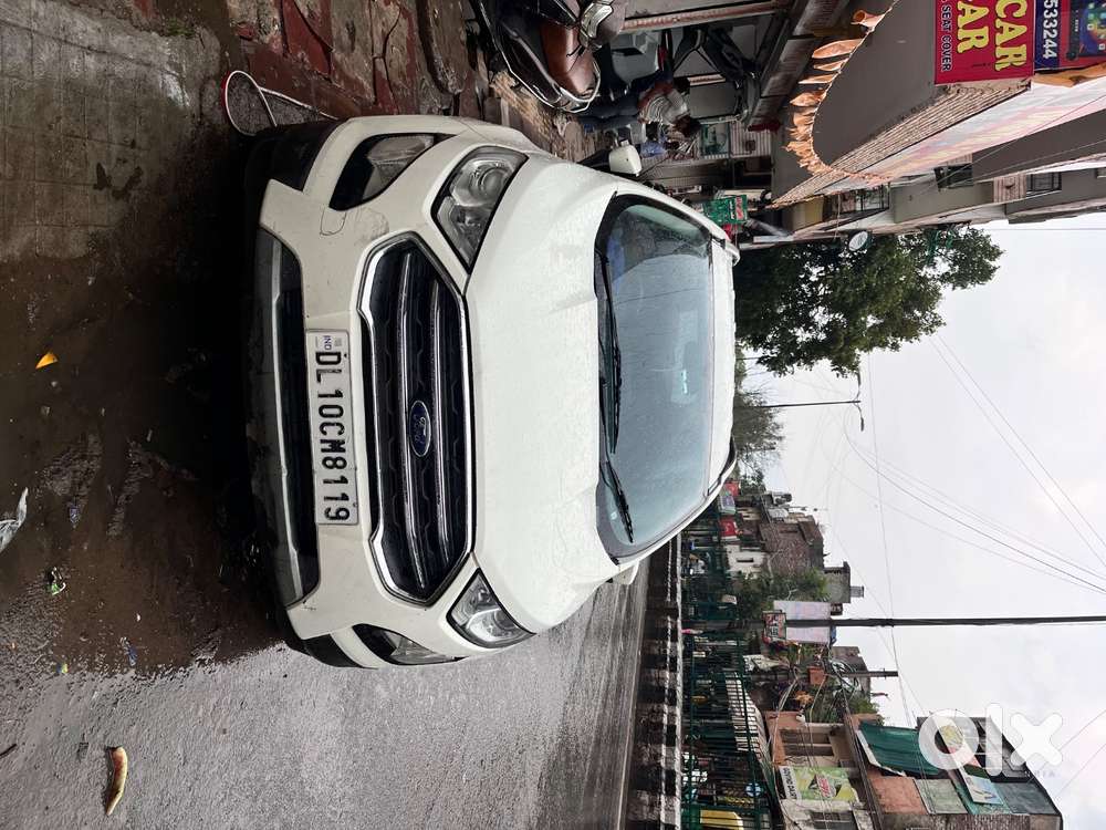 Ford Ecosport Titanium Petrol+cng