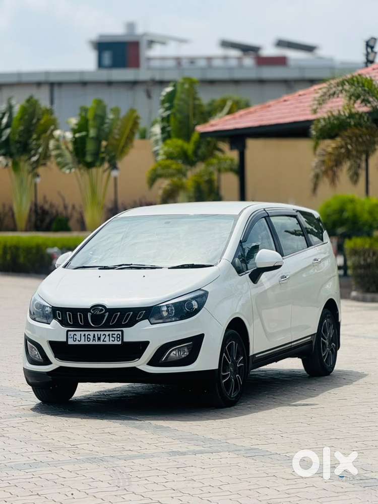 Mahindra Marazzo, 2023, Diesel