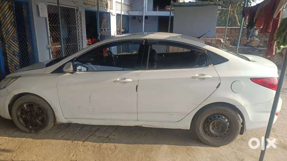Hyundai Verna 2013 Diesel 70000 Km Driven  Lene Wale Hi Dm Kare