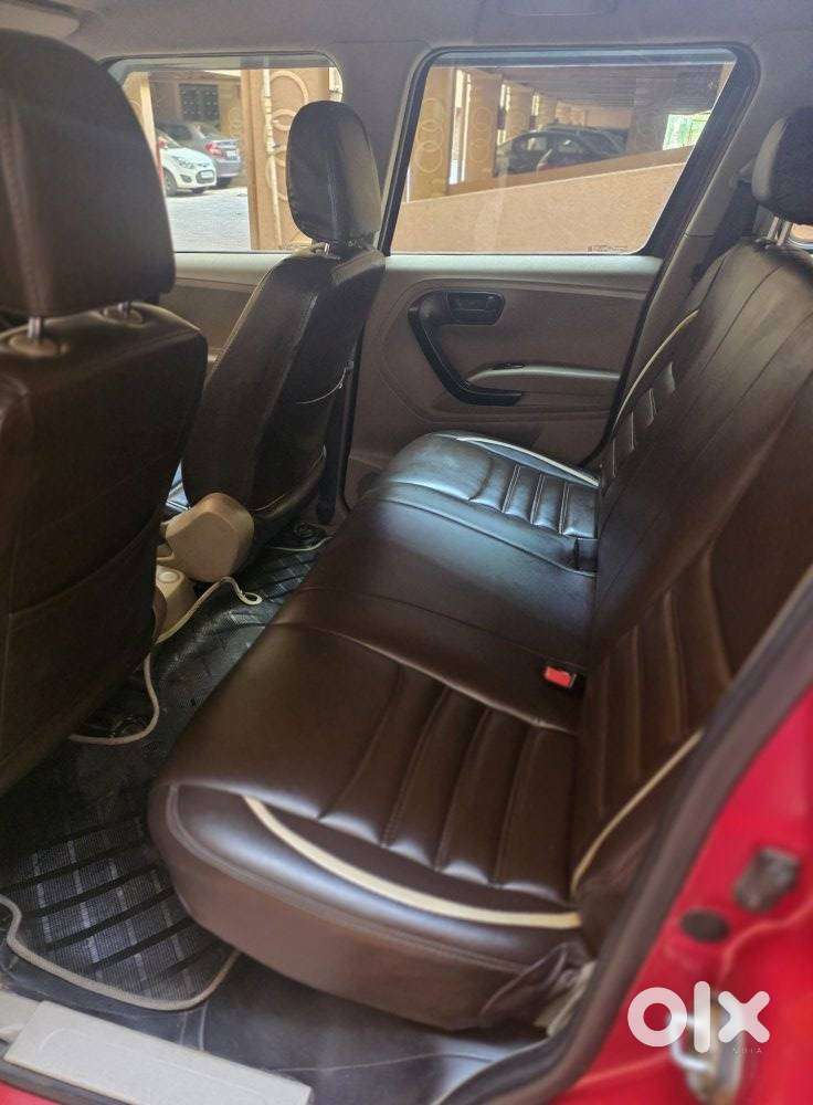 Mahindra Tuv 300 T4 Plus, 2016, Diesel