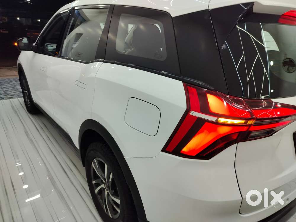 Mahindra Xuv700 2.2 Ax 5 Diesel At 7 Str, 2022, Diesel