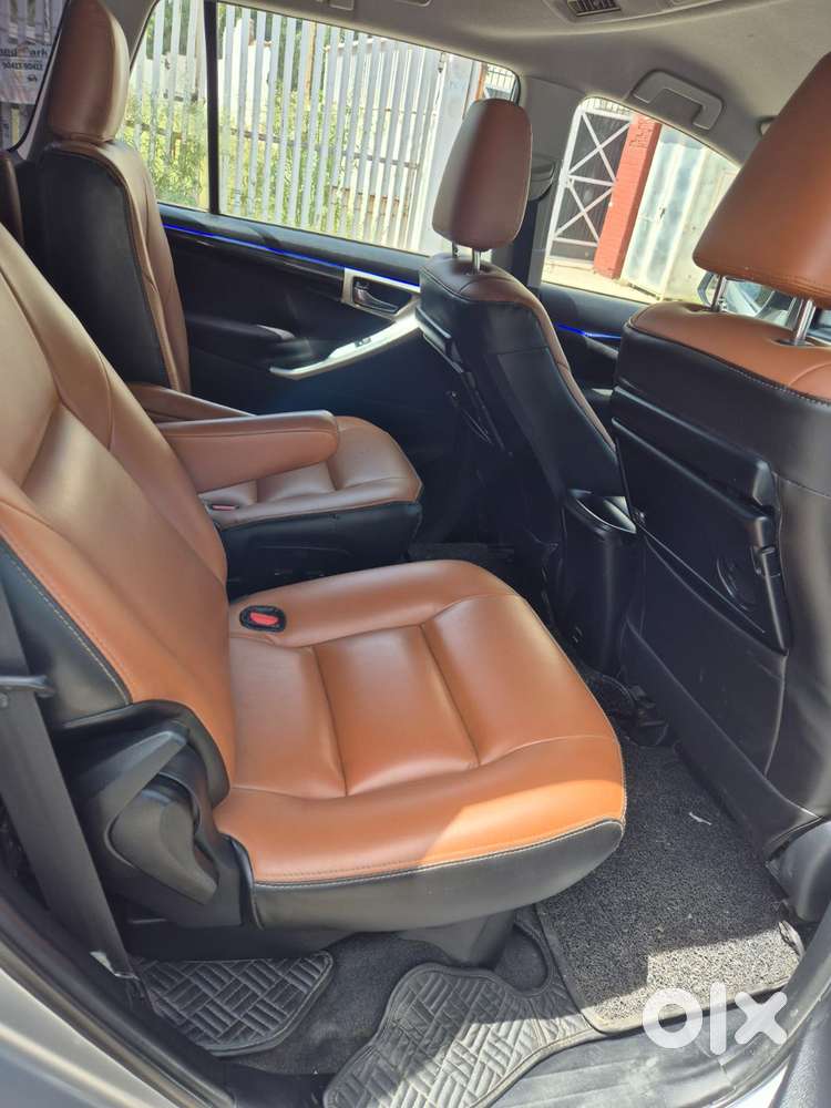 Toyota Innova Crysta 2.4 V 7 Str, 2017, Diesel