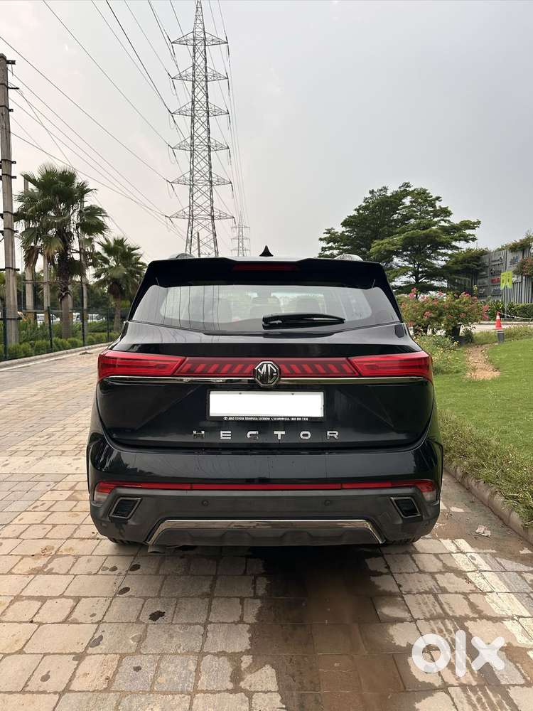 Mg Hector Blackstorm Cvt, 2025, Petrol