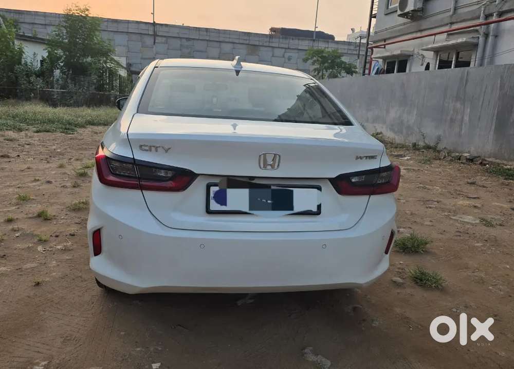Honda City Vx Petrol 2022 (8airbags)