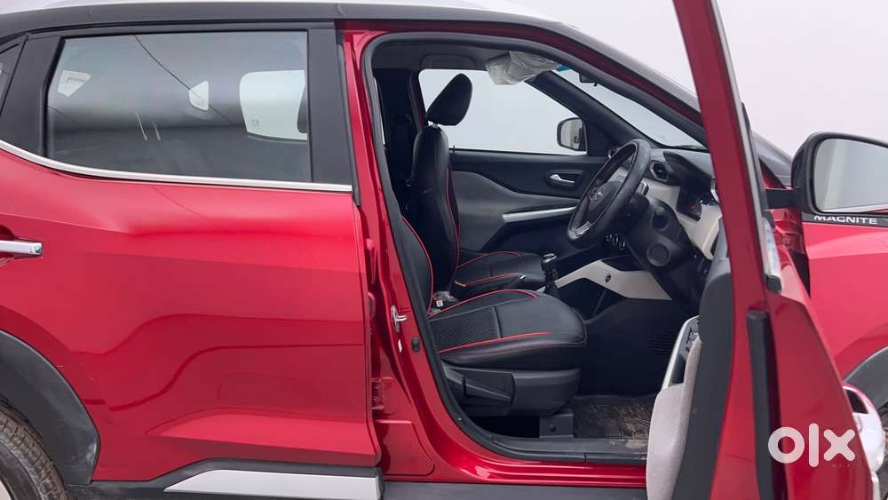 Nissan Magnite 1.0 Xv Dual Tone, 2023, Petrol