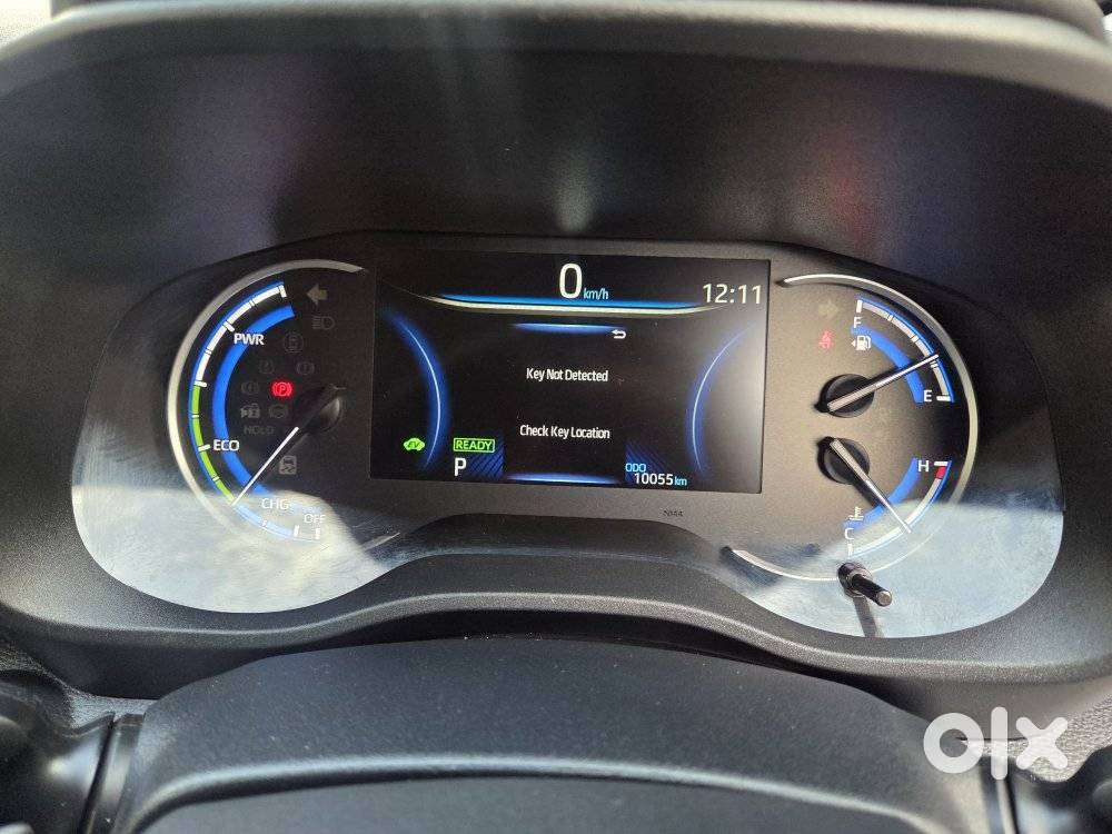 Toyota Innova Hycross 2.0 Vx (o) Hybrid 7 Str, 2024, Petrol