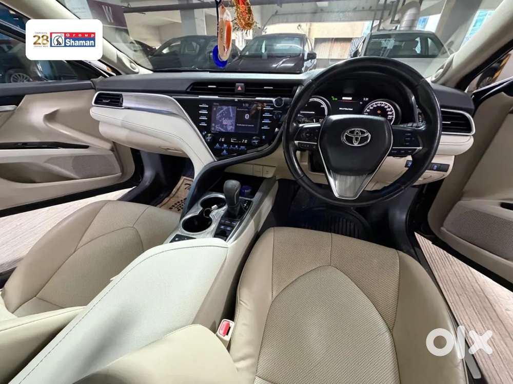 Toyota Camry Hybrid, 2019, Petrol