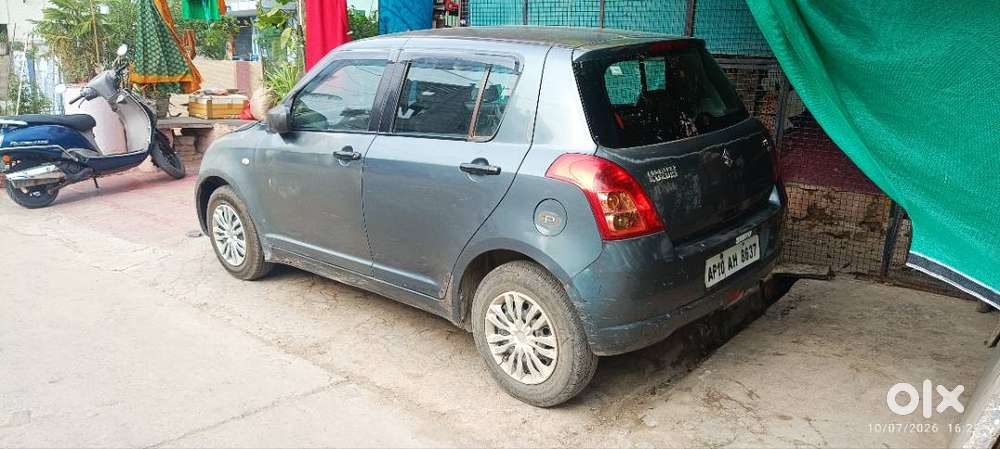 Maruti Suzuki Swift 2006 Petrol Model In Good Running Condition.
