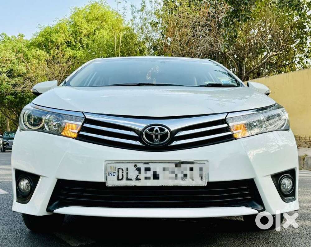 Toyota Corolla Altis 2013-2017 Vl At, 2015, Petrol