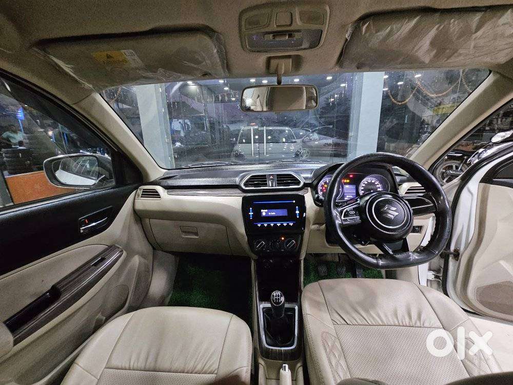 Maruti Suzuki Dzire Vxi Ags, 2022, Petrol
