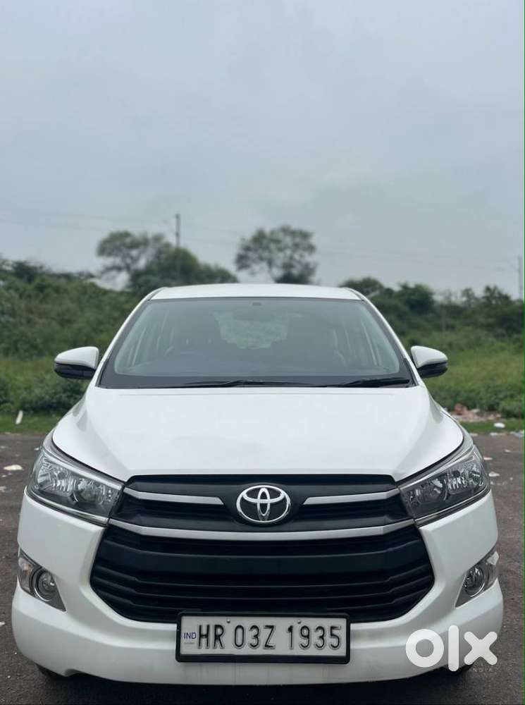 Toyota Innova Crysta 2.4 G Plus Mt 8 Str, 2020, Diesel