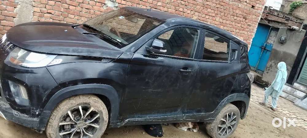 Mahindra Kuv 100 2018