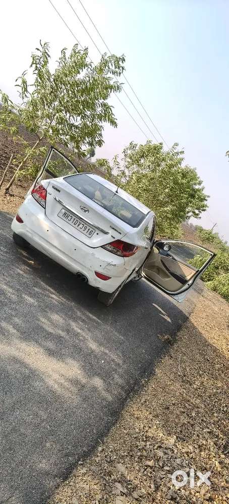Good Condition Verna 2.4 Lakh Price Akola Maharashtra Second Top Model