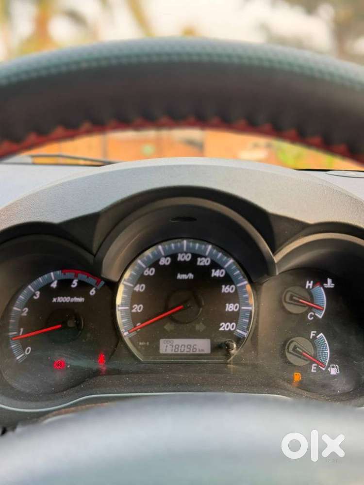 Toyota Fortuner 2011-2016 4x2 Manual, 2014, Diesel