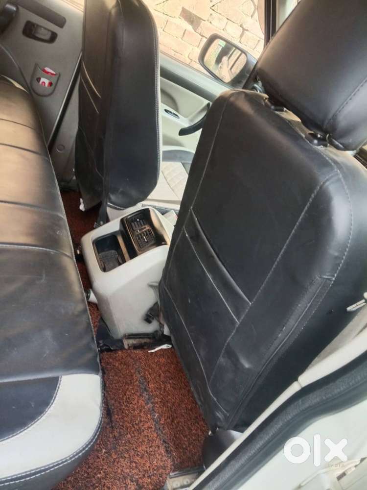 Scorpio S5.2022 First Owner Personal Use With Service Record 4tyre New