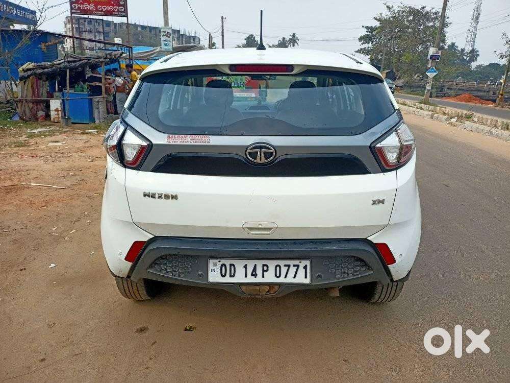 Tata Nexon 1.5 Revotorq Xm (s), 2018, Diesel