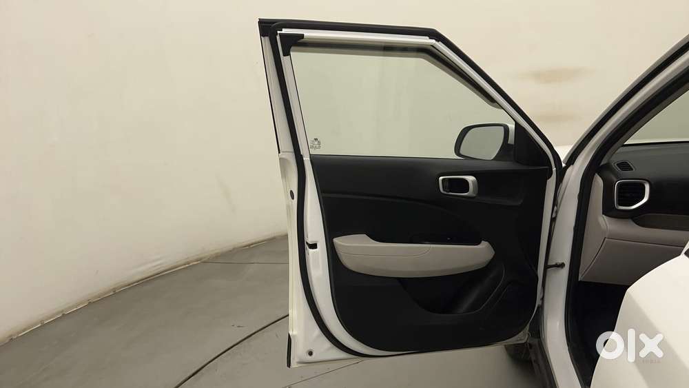 Hyundai Venue Sx, 2022, Petrol