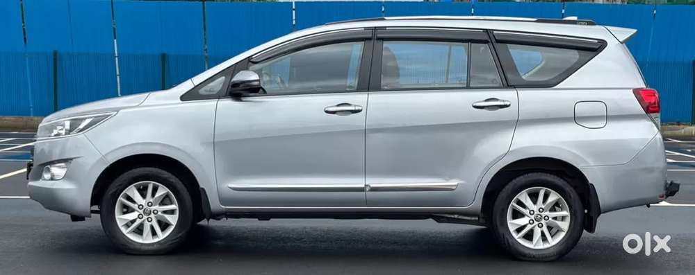 Toyota Innova Crysta [2020-ongoing] 2.4 Gx 8 Str, 2018, Diesel