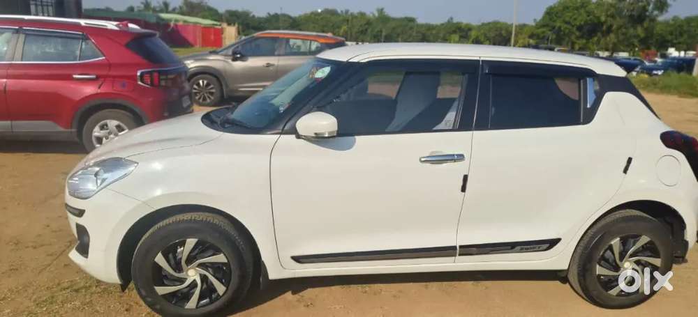Maruti Suzuki Swift 2022(october )cng & Hybrids Good Condition