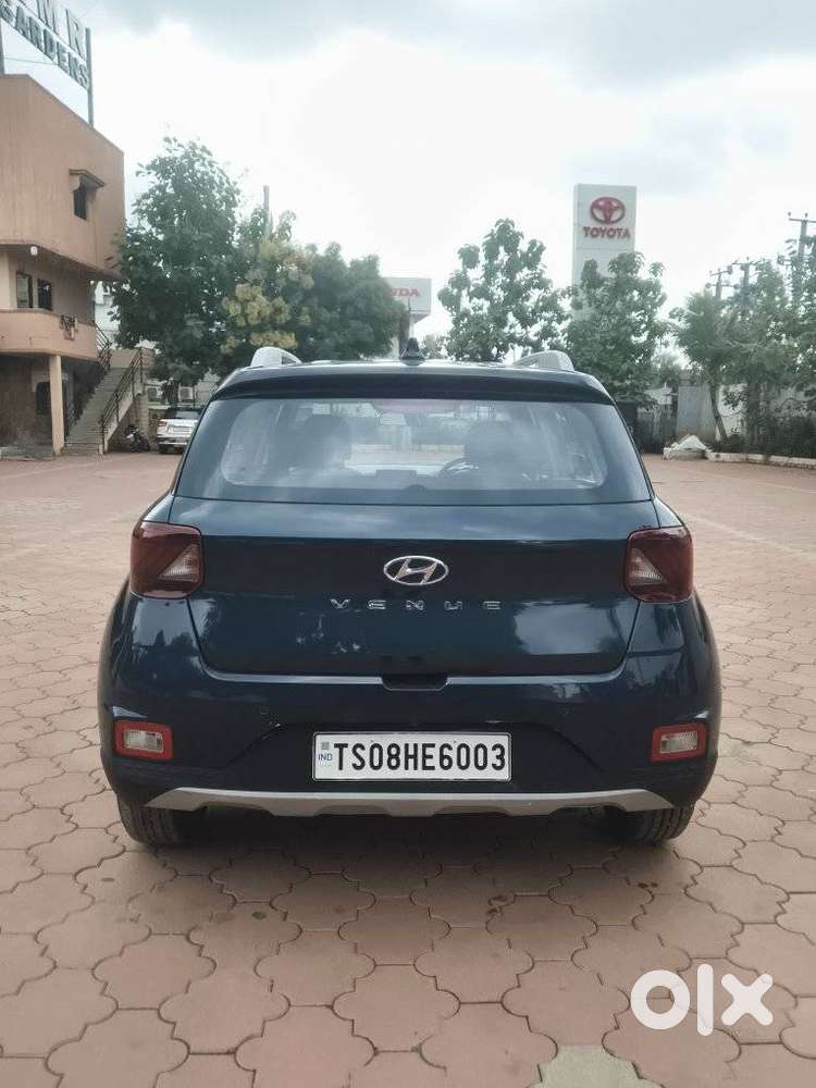 Hyundai Venue 1.2 S Plus, 2020, Petrol