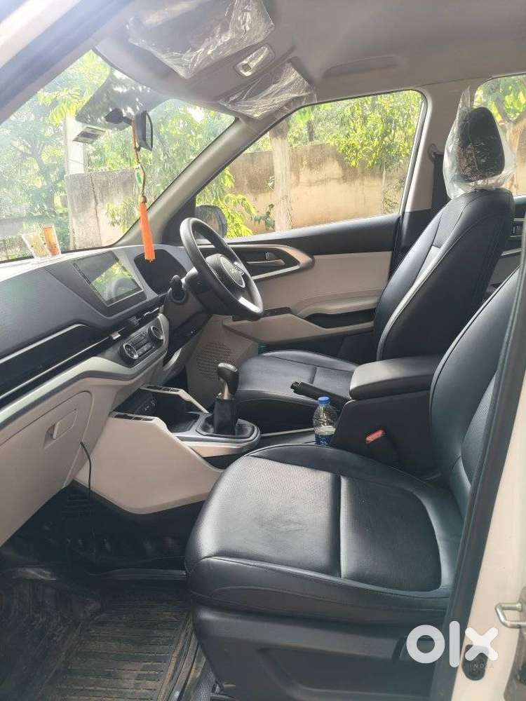 Kia Carens 1.4 Luxury 7 Str, 2022, Petrol