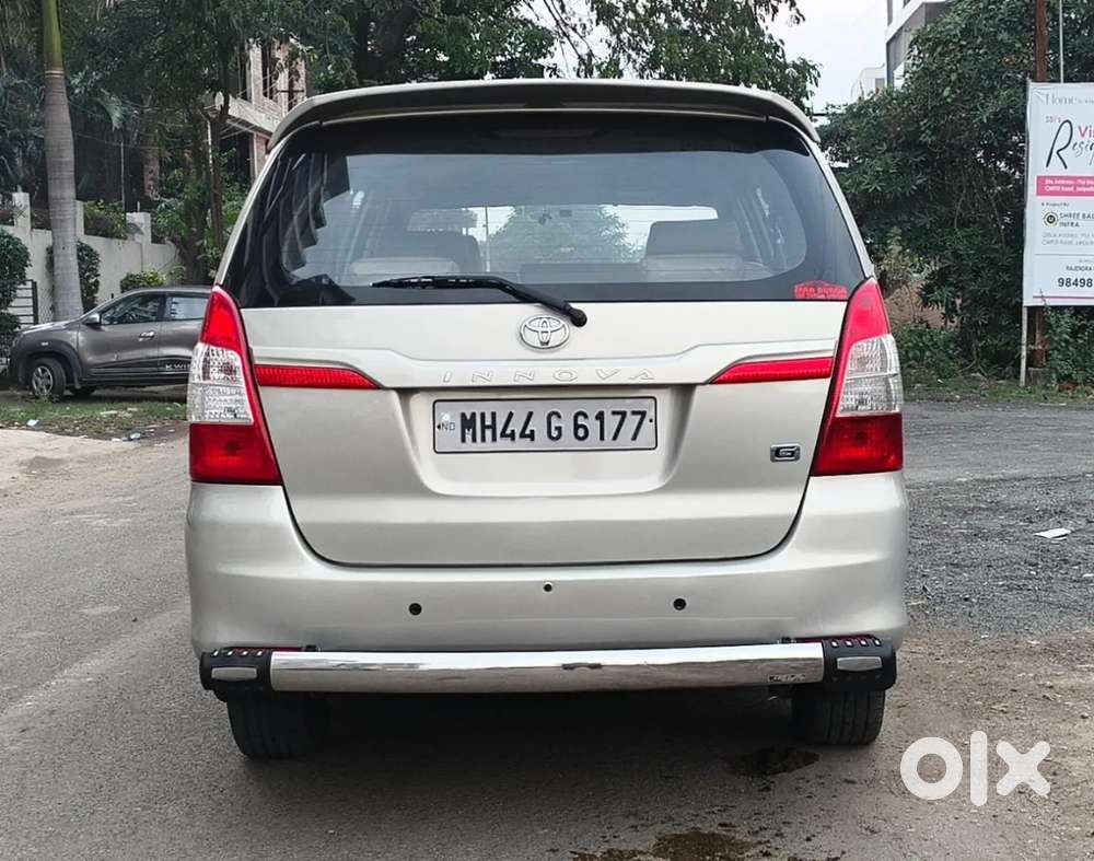 Toyota Innova 2.5 G (diesel) 8 Seater Bs Iv, 2016, Diesel