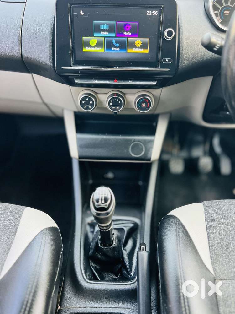 Renault Triber 1.0 Rxz Dual Tone, 2020, Petrol