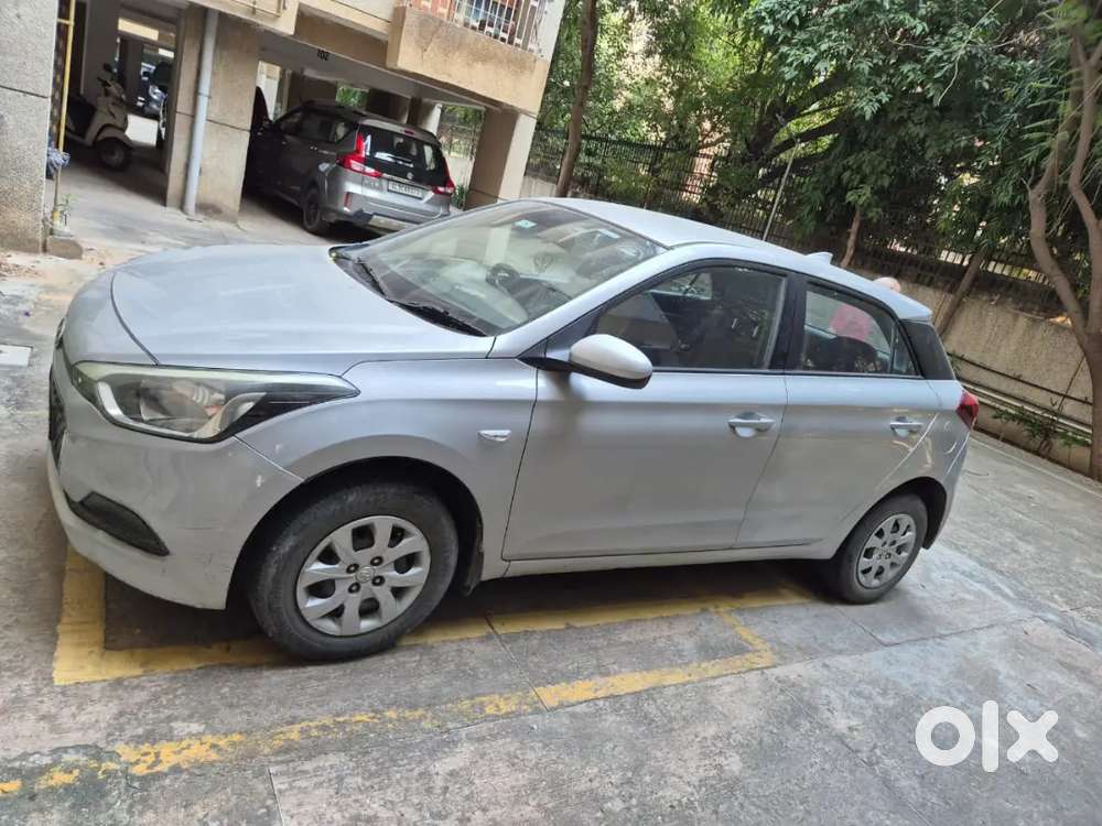 Hyundai I20 2015 Cng & Hybrids 78000 Km Driven
