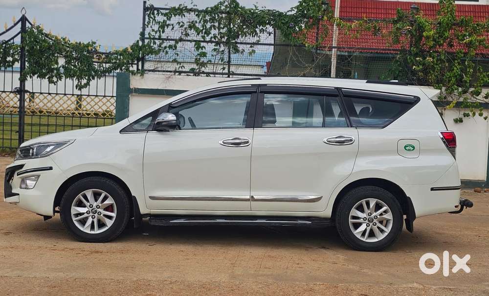Toyota Innova Crysta 2.4 V, 2018, Diesel