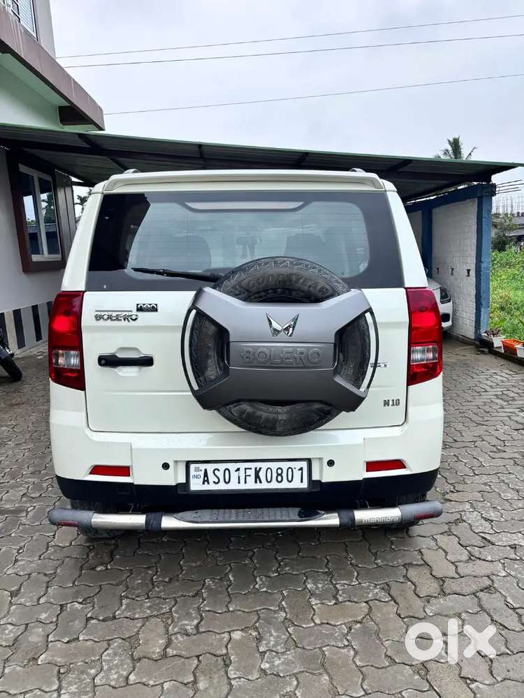 Mahindra Bolero N 10 (optional) 2023 Diesel 84000 Km Driver