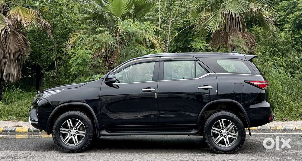 Toyota Fortuner 4x2 At 2.7 Petrol, 2024, Petrol
