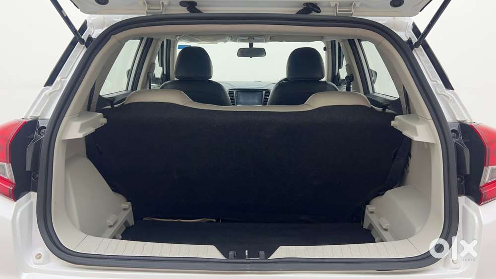 Mahindra Xuv300 W6, 2023, Petrol