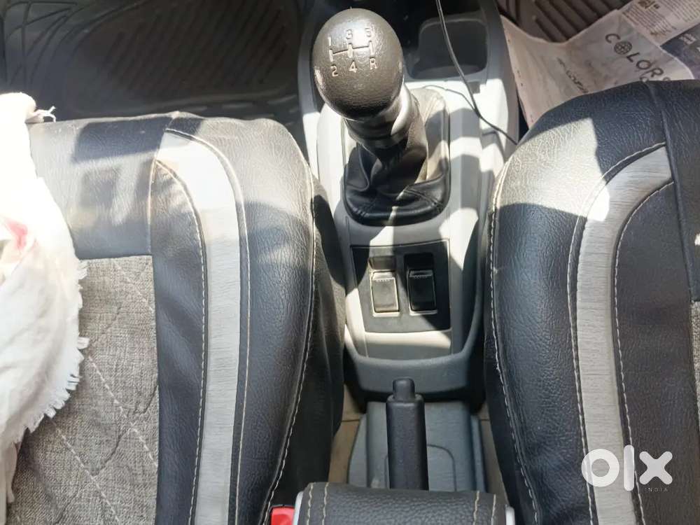 Good Condition Family' Car
Cilld Ac,tayer 80'/.