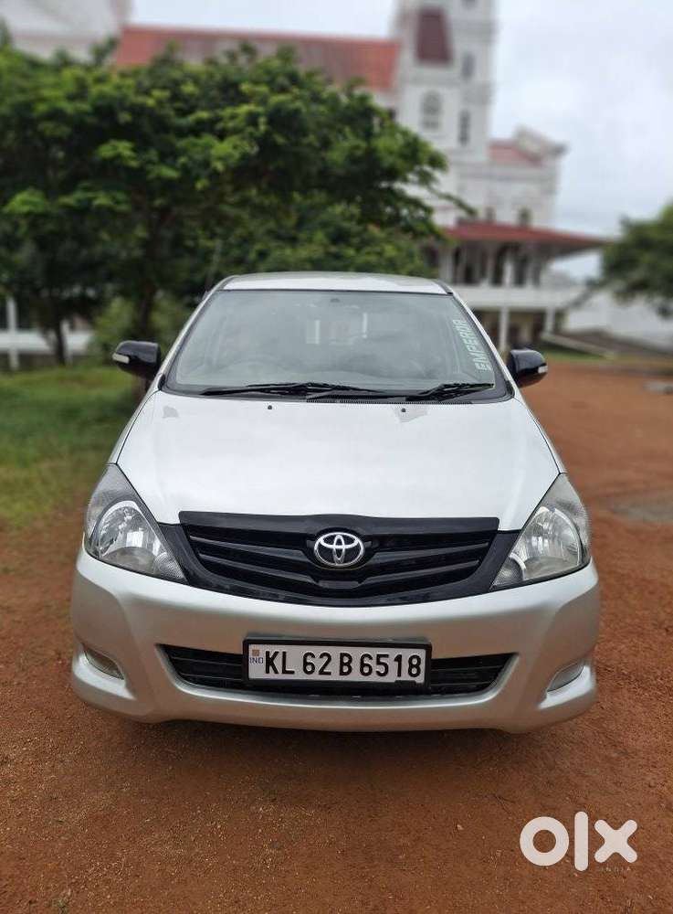 Toyota Innova 2.5 V 7 Str, 2005, Diesel