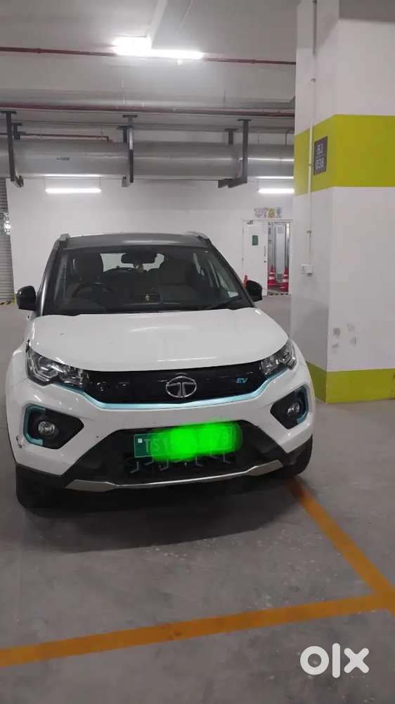 Tata Nexon Ev 2023 Xz Plus Jet Edition 40kws Battery  330kms Range