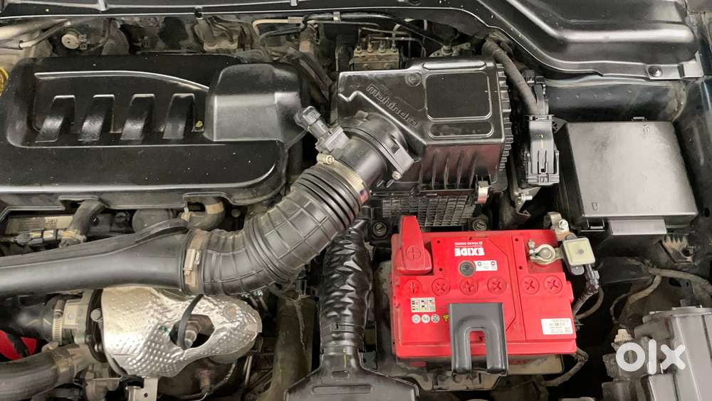 Mahindra Xuv300 W8 (o) 1.5 Diesel Amt, 2023, Diesel