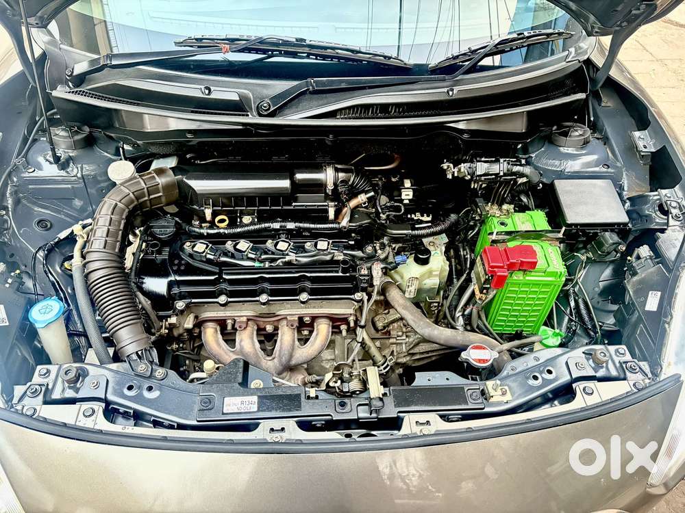 Maruti Suzuki Swift Dzire Vxi(o) Amt, 2018, Petrol