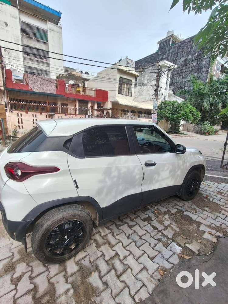 Tata Punch 2025, Base Model Converted Into Top Model