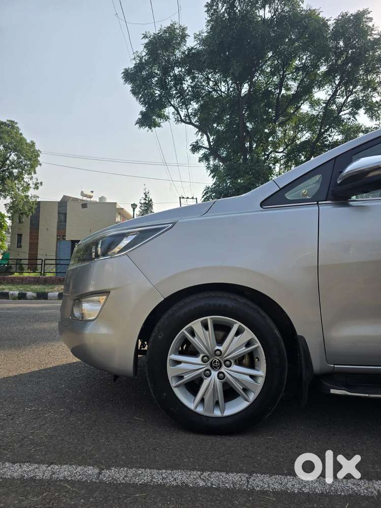 Toyota Innova Crysta 2.8z Automatic, 2018, Diesel