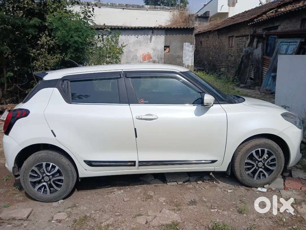 Maruti Suzuki Swift 2023 Manual Petrol