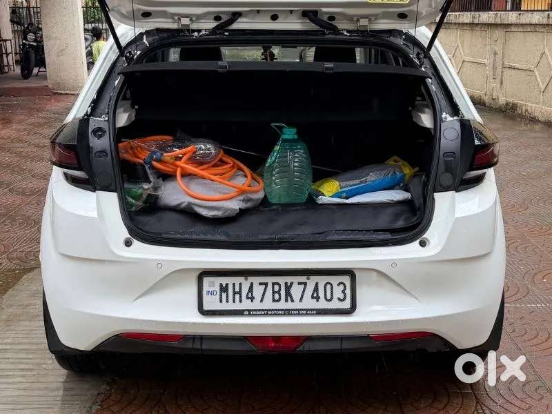 Tata Altroz Xz Plus (s) Icng, 2023, Cng & Hybrids