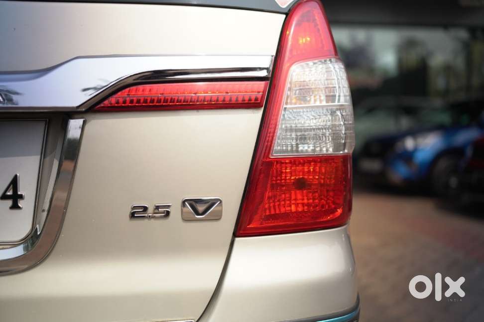 Toyota Innova 2.5 V 7 Str, 2015, Diesel