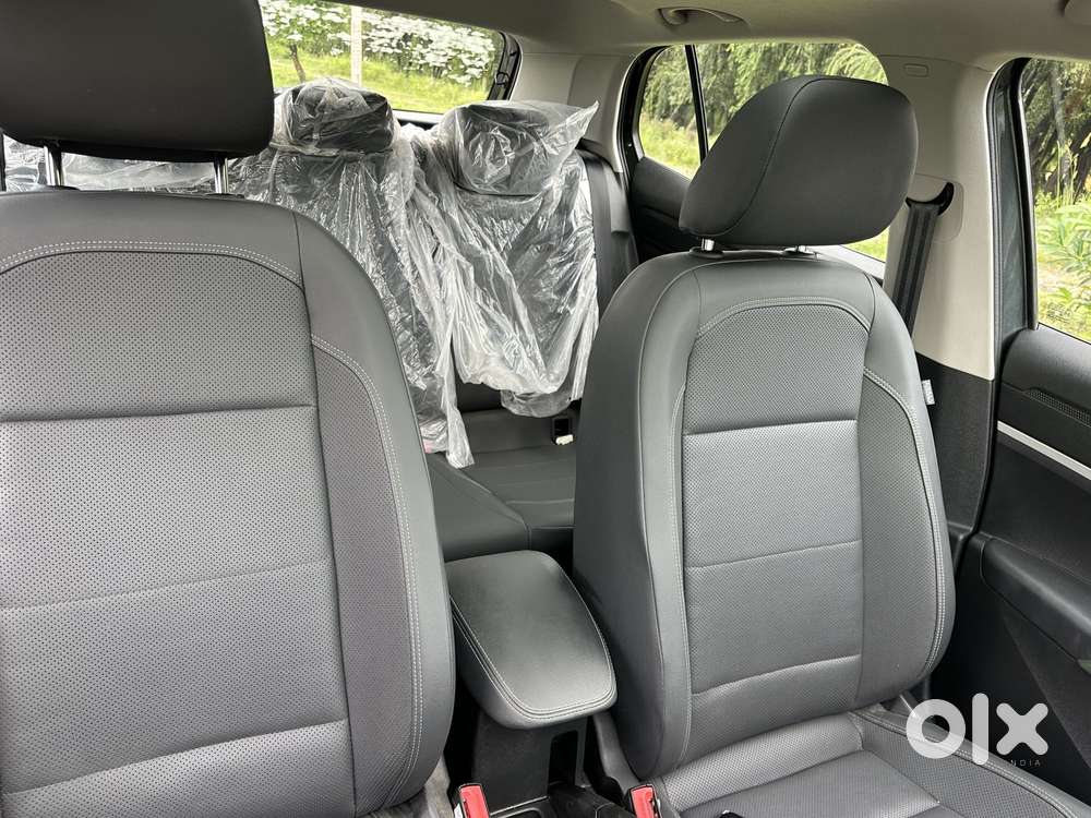 Skoda Kylaq Prestige, 2026, Petrol