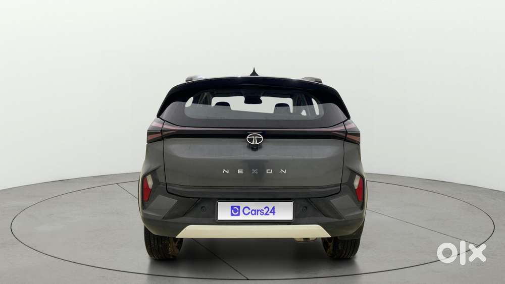 Tata Nexon Creative Plus 1.2 Revotron Petrol 6 Mt, 2023, Petrol