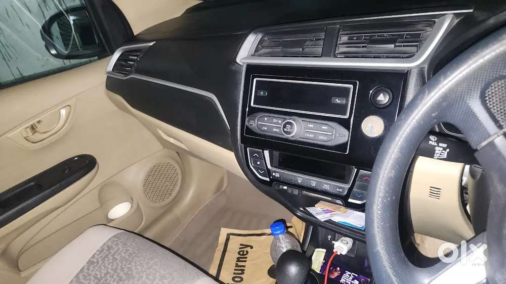 Honda Amaze 2017 Cng & Hybrids 79500 Km Driven Urgent Sale