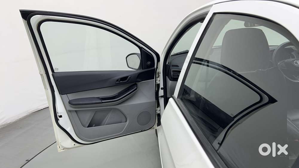 Tata Tiago 1.2 Revotron Xm Cng, 2022, Cng & Hybrids